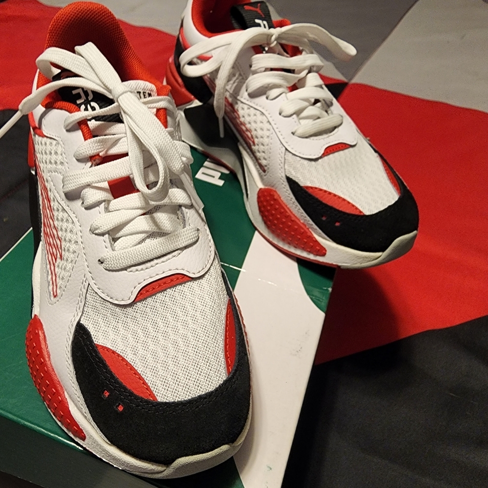 RS-X Cyber Jr Puma